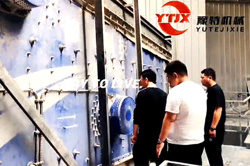 河南機制砂生産(chǎn)線(xiàn)總承包項目，立軸式制砂機、2061雙軸水平